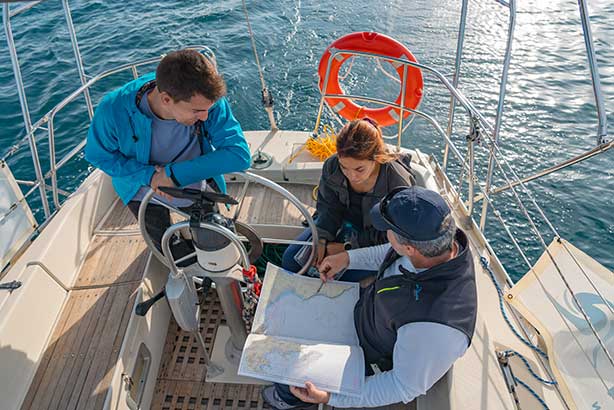 Tempestalia, Escuela de Navegación, Club de Patrones, Licencia de Navegación, PNB, PER, Patrón, Capi